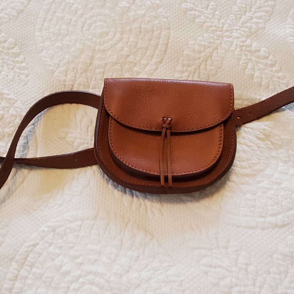 Leather Belted Pocketbook